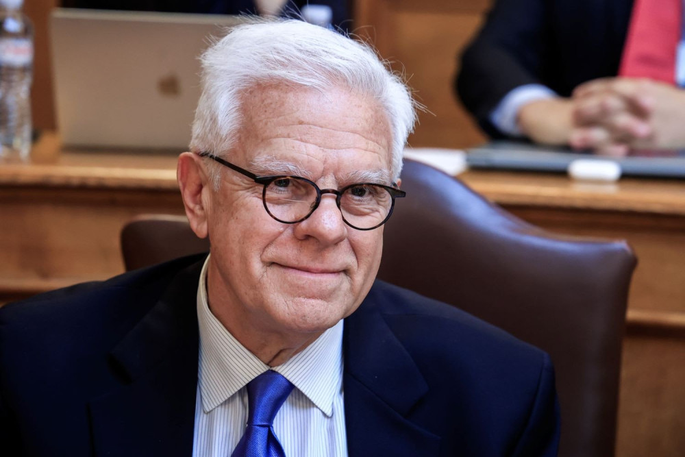 Συγγνώμη, μήπως έχουν ξεφύγει εκεί στην αντιπολίτευση;