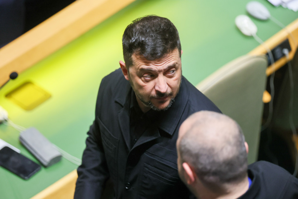 Ζελένσκι: Η νέα στρατηγική για την ασφάλεια και την ενίσχυση της Ουκρανίας