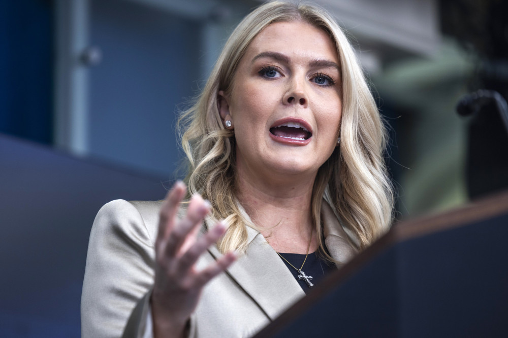 Λευκός Οίκος: «Αποδεκατίζουμε το Ιράν» - Προειδοποίηση για νέα πλήγματα αν δεν υπάρξει συμφωνία