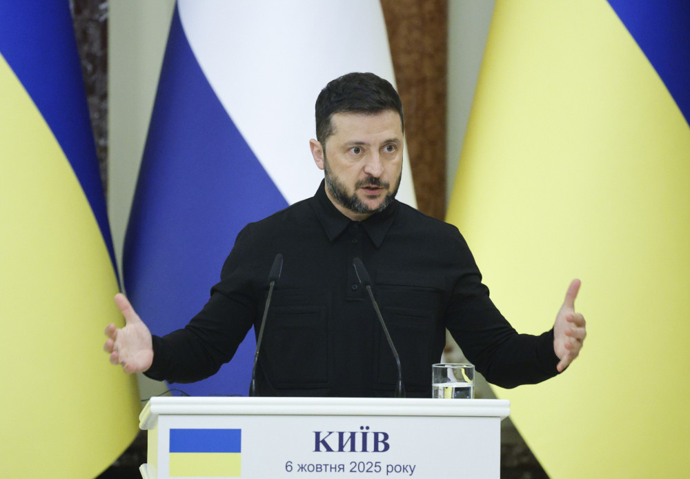 Ζελένσκι: Πώς η Ρωσία χρησιμοποιεί τα πετρελαιοφόρα για στρατηγική δολιοφθορά