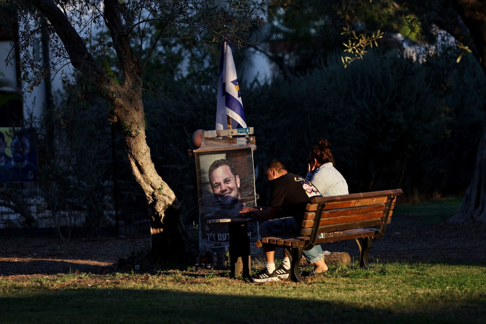 Ισραήλ: ενός λεπτού σιγή για τα θύματα της Χαμάς στον χώρο του φεστιβάλ Νόβα