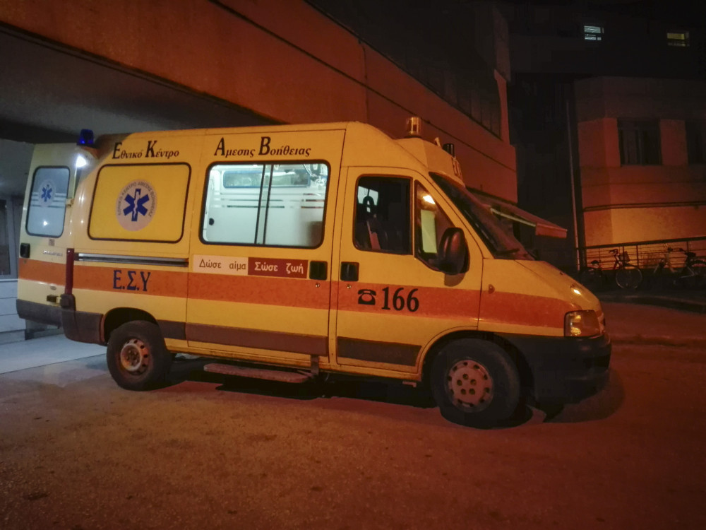 Γυναίκα τραυματίστηκε σοβαρά σε τροχαίο στην Πατησίων – Συνελήφθη ο οδηγός της μηχανής
