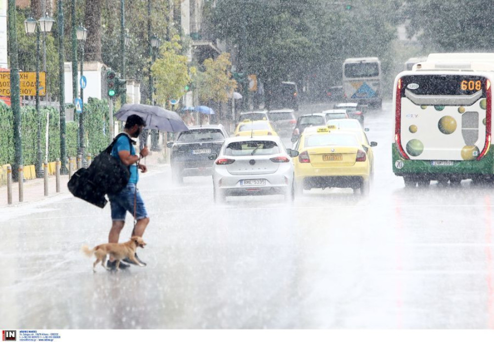 Κακοκαιρία προ των πυλών: βαρομετρικό χαμηλό φέρνει ισχυρές καταιγίδες και πλημμυρικά φαινόμενα
