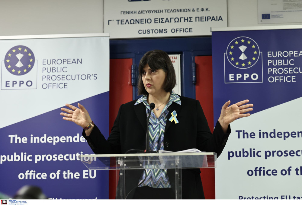 Μια κάποια λύσις