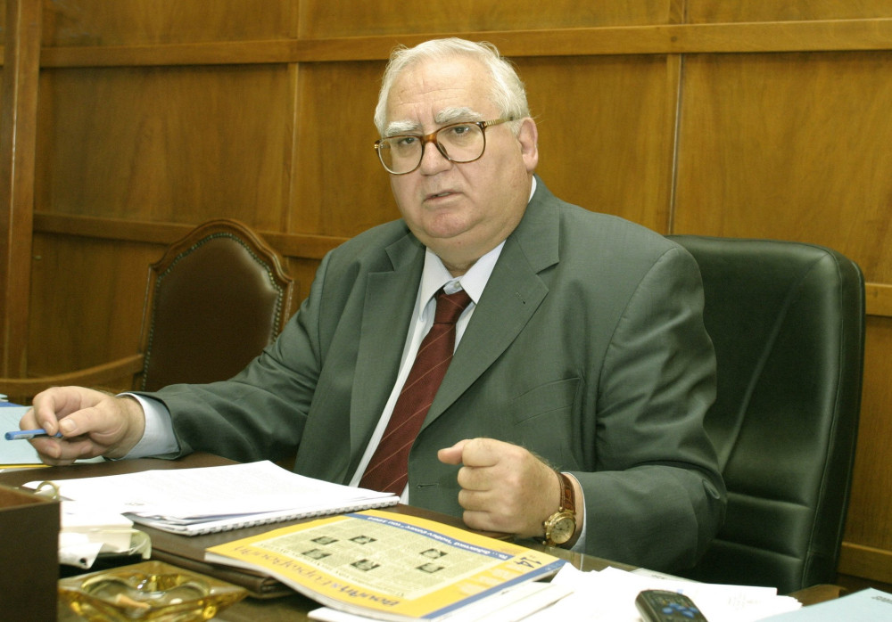 Πέθανε ο Αλέκος Ακριβάκης, ιδρυτικό μέλος του ΠΑΣΟΚ