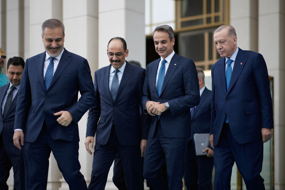 Απόψε η συνάντηση Μητσοτάκη-Ερντογάν: τα ανοικτά μέτωπα και οι προσδοκίες των δύο πλευρών