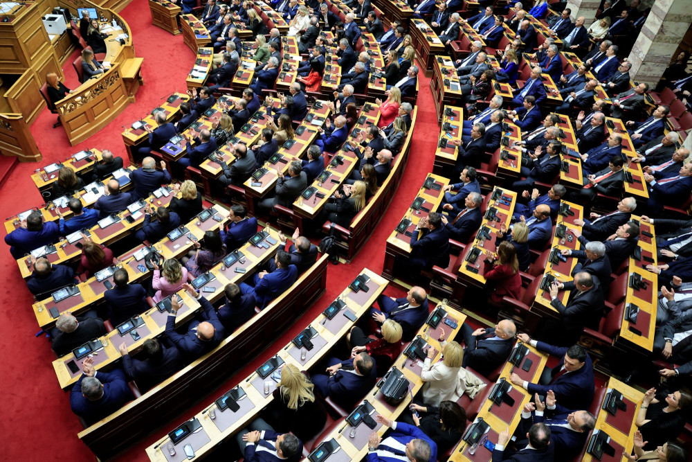Στη Βουλή το προσχέδιο προϋπολογισμού - Τι προβλέπει για ανάπτυξη, επενδύσεις, ανεργία