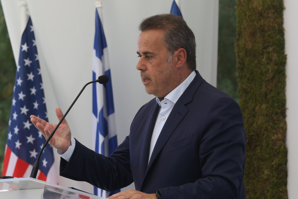 Παπασταύρου: Η εκμετάλλευση των κοιτασμάτων Κρήτης και Πελοποννήσου φέρνει ανάπτυξη στην Ελλάδα (video)