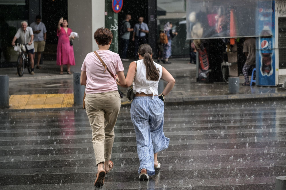 Συνεχίζεται η κακοκαιρία με βροχές και καταιγίδες - Ήχησε το 112 στην Κεντρική Μακεδονία