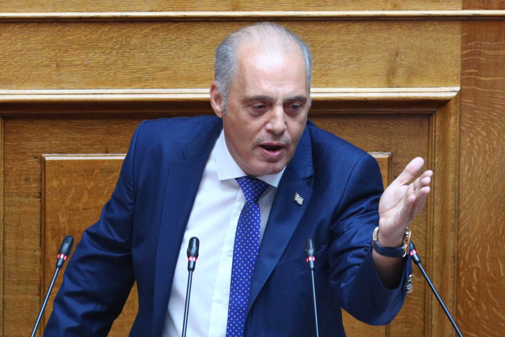 Βελόπουλος: κορόνες για το Αιγαίο, άγνοια για την πραγματική πολιτική