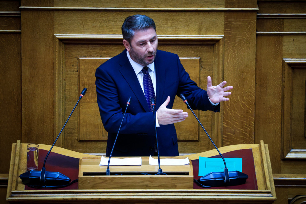 Ανδρουλάκης: μεγαλοστομίες και πολιτικό θέατρο