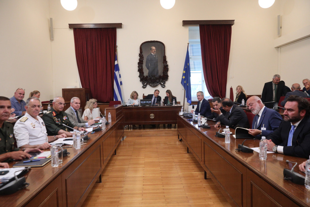 Φρεγάτες Belharra: Η επιτροπή της Βουλής εγκρίνει κατά πλειοψηφία τις συμβάσεις