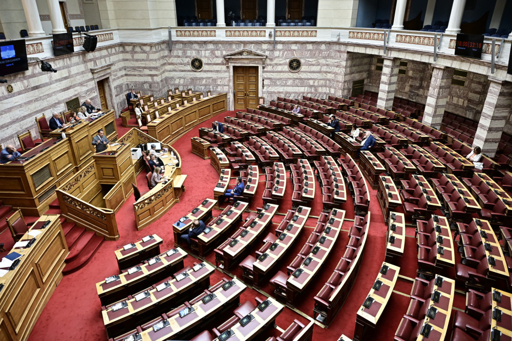 Βουλή: υπερψηφίστηκε το νομοσχέδιο για αναπτυξιακά προγράμματα