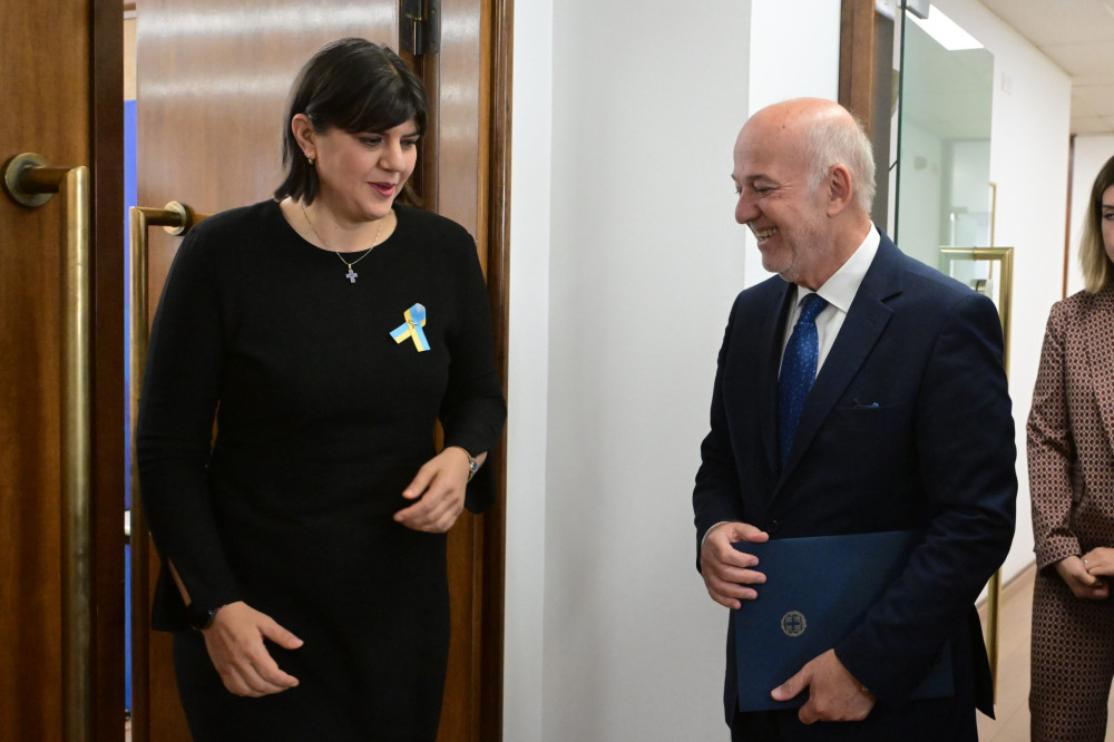 Στο υπουργείο Δικαιοσύνης η  Λάουρα Κοβέσι - Τι συζήτησαν με Γιώργο Φλωρίδη