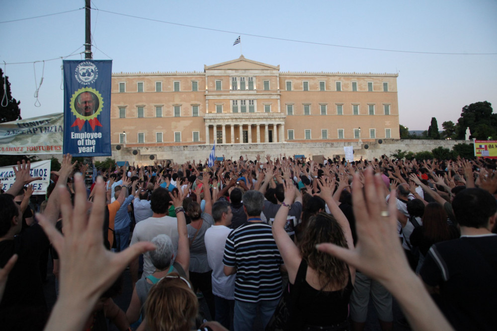 Τα ρετάλια της πολιτικής δεν τραγουδούν - σκούζουν