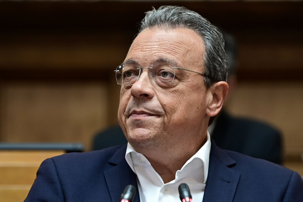 Φάμελλος: νέα επιχείρηση ανάστασης του ΣΥΡΙΖΑ με συνθήματα περί «προοδευτικής Ελλάδας»