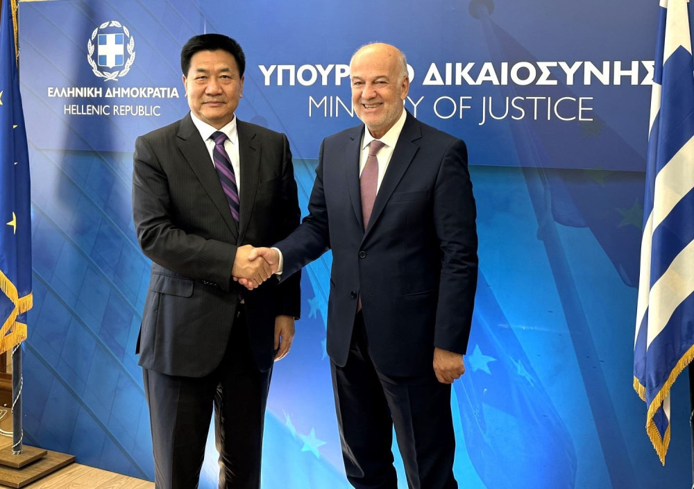 Γιώργος Φλωρίδης: συναντήθηκε με κινέζικη αντιπροσωπία