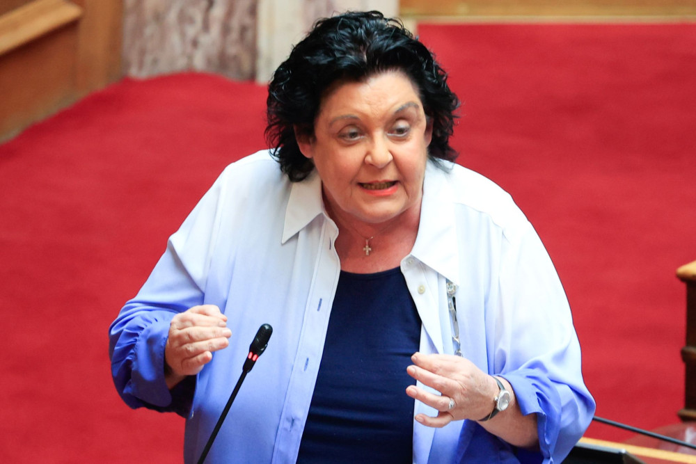 Αιχμηρή Κανέλλη για Τσίπρα: «Έρχεται εις βοήθεια του συστήματος - Τρικυμία εν ποτηρίω» (video)