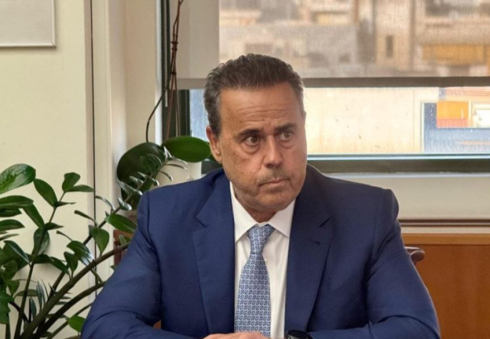 Συνάντηση Παπασταύρου με τον Επίτροπο Κλιματικής Δράσης ΕΕ - Συναντίληψη για την ενεργειακή μετάβαση
