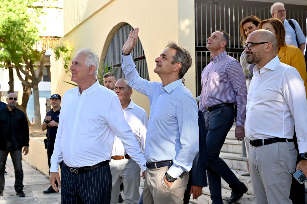 Το κεφάλαιο του Μητσοτάκη: εμπιστοσύνη των πολιτών, σταθερότητα επιλογών