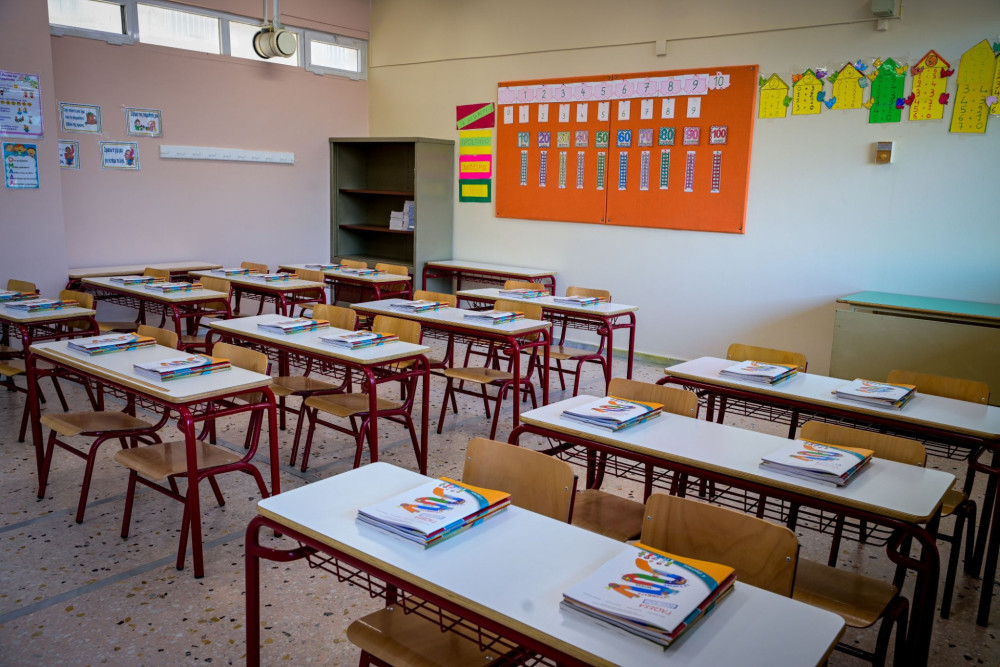 Καταγγελία μητέρας για κακοποίηση 3χρονου σε σχολείο στον Αυλώνα - Στο στόχαστρο ο διευθυντής