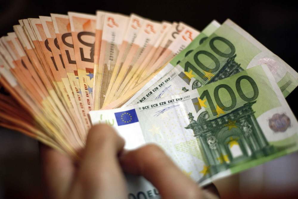 Λιγότεροι φόροι, περισσότερη... ανάσα - Νέες μειώσεις σε κατοικίες, Ι.Χ. και σκάφη
