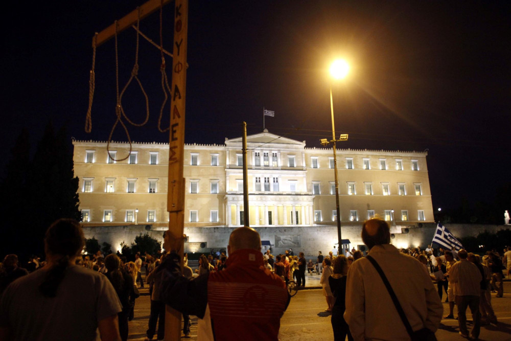 Οι νοσταλγοί του άγριου 2011 είναι εδώ