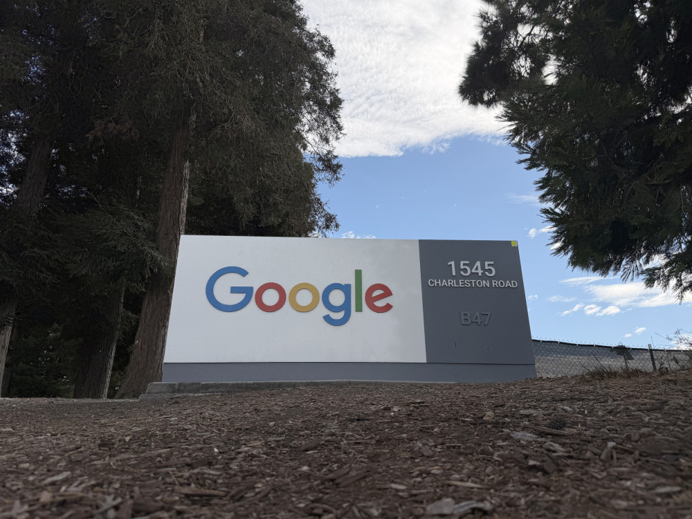 ΚΚΕ για το πρόστιμο στην Google: η υποκρισία, η ιδεολογική εμμονή και η μονοδιάστατη επίθεση στην ΕΕ