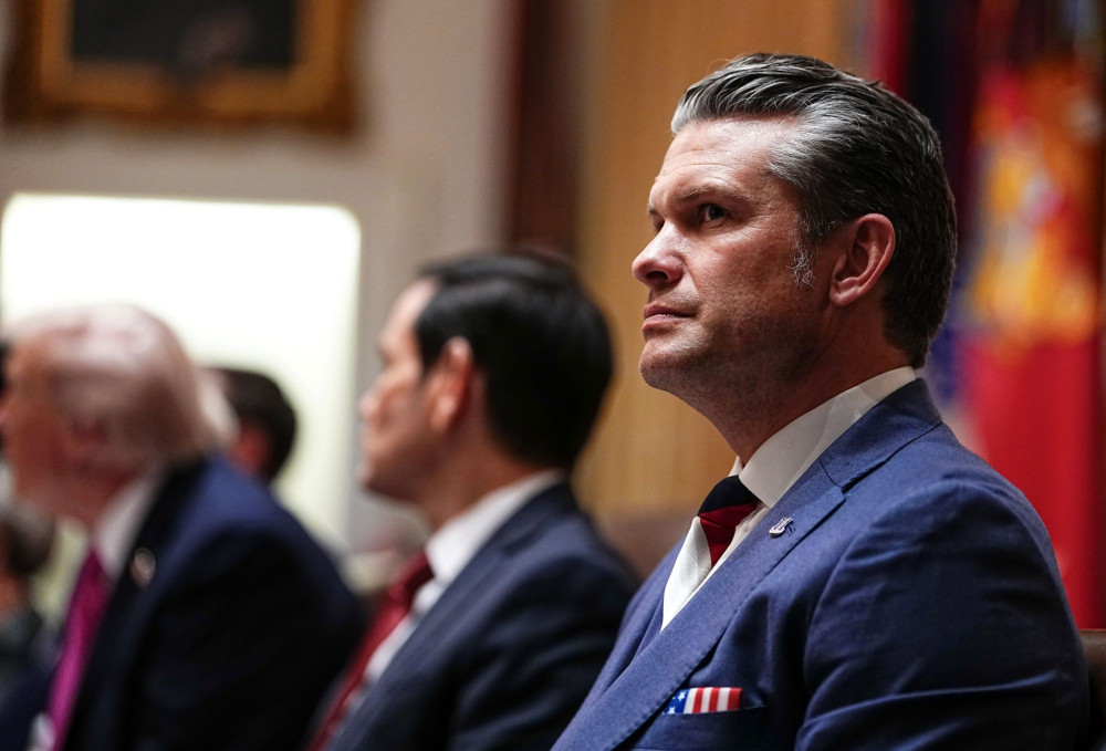 Μήνυμα Χέγκσεθ στον Κατς: Συνεχίστε μέχρι τέλους, είμαστε στο πλευρό σας