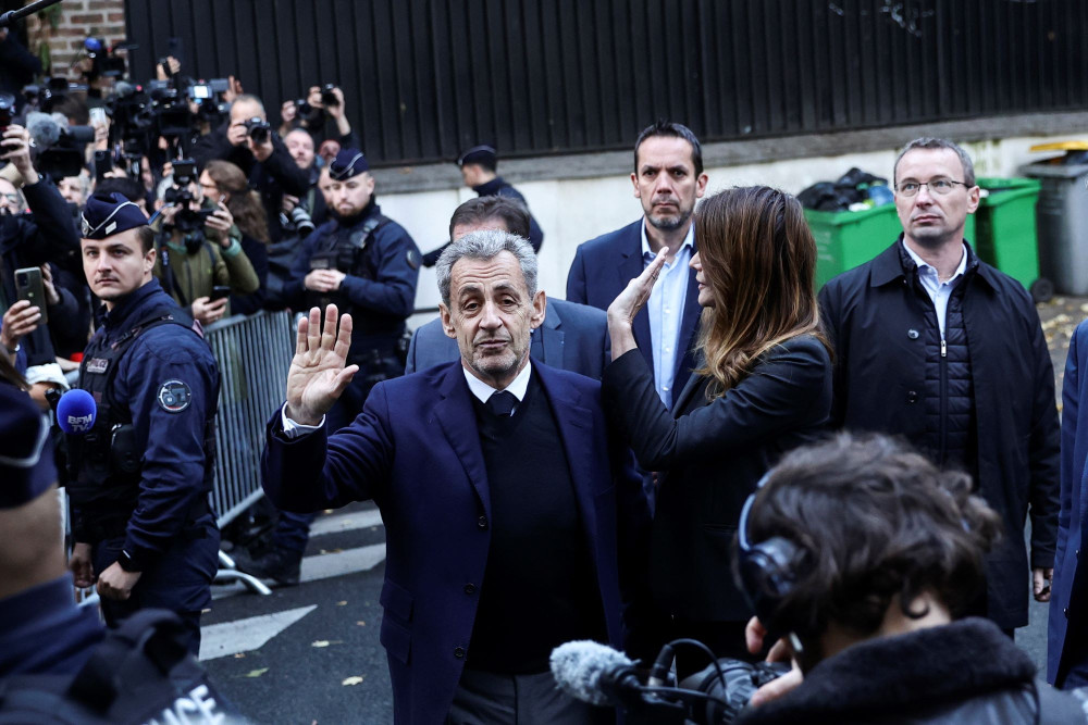 Ο Σαρκοζί εξιλαστήριο θύμα της παρακμιακής 5ης Δημοκρατίας
