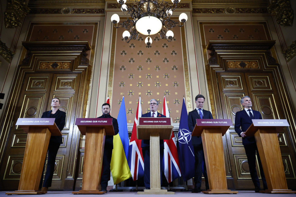 Πώς μπορεί η ΕΕ να χρησιμοποιήσει τα δεσμευμένα ρωσικά κεφάλαια για την Ουκρανία