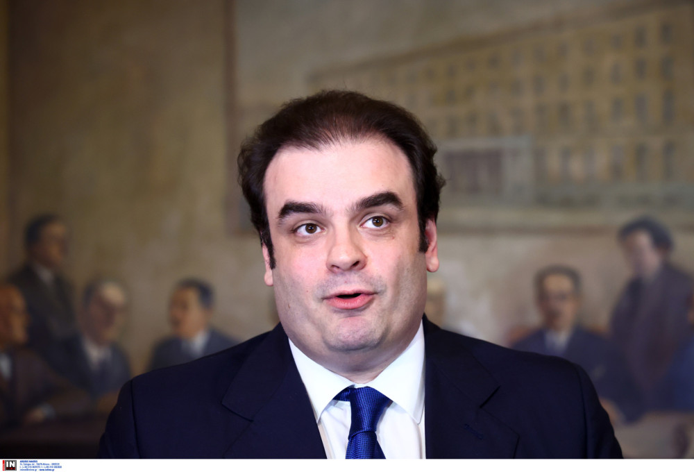 Πιερρακάκης: Παροχές 2,5 δισ. τους επόμενους 8 μήνες - Τι είπε για τους Χάρι Πότερ της Ελλάδας (video)