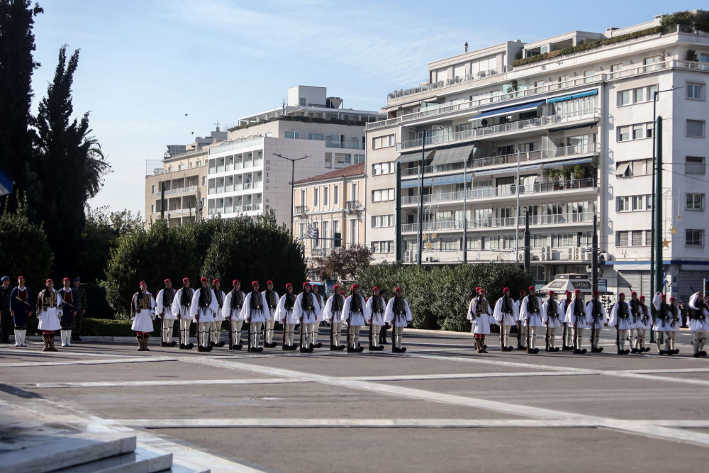 Μνημείο του Άγνωστου Στρατιώτη: από το 1932 στη χαμένη ιερότητα