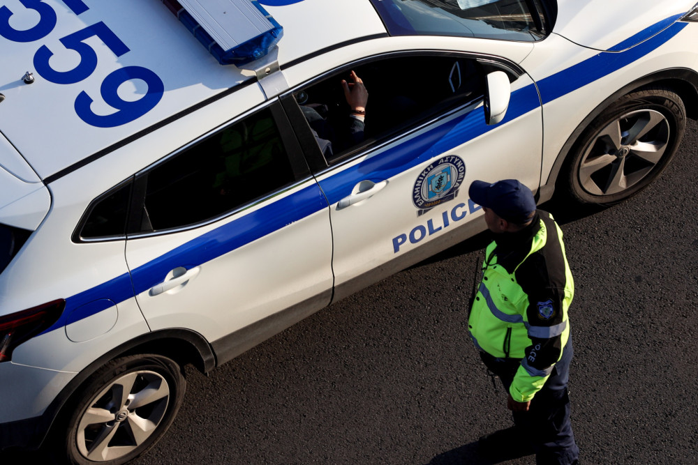 Εκτελούνται μεταφοραί η… ΕΛ.ΑΣ.