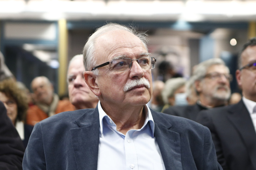 Μετά τον Τσίπρα, επαναφέρουν και τον Παπαδημούλη για να μας σώσει