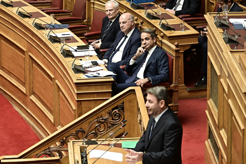 Εκεί στην αντιπολίτευση δεν απορούν γιατί συμβαίνει αυτό με τον Κυριάκο Μητσοτάκη;