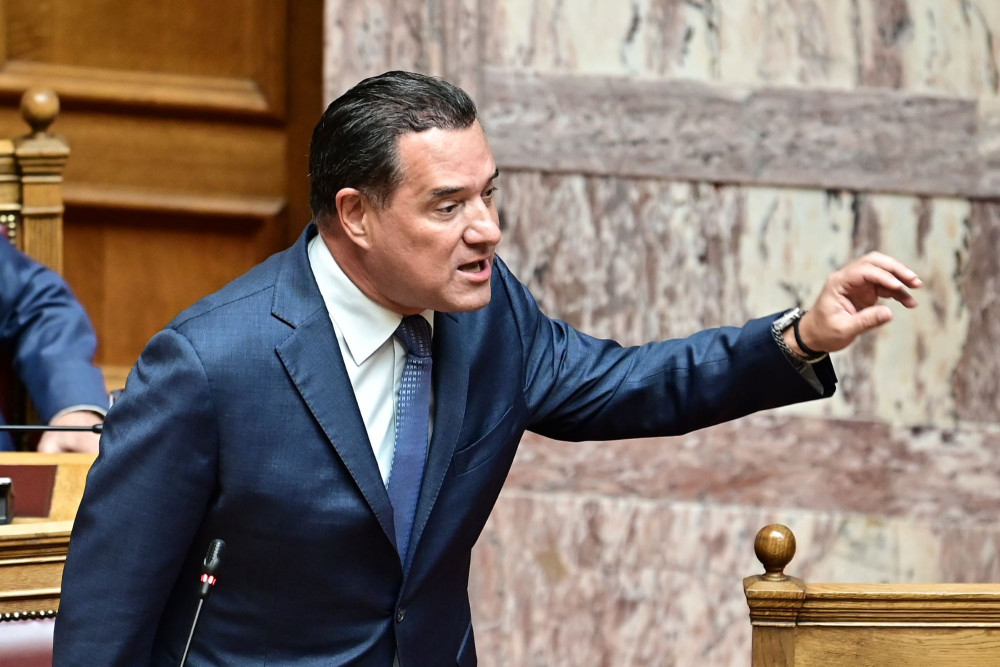 Αγανακτισμένος ο Γεωργιάδης για την «γκρίνια» της Αριστεράς και στην υγεία (video)