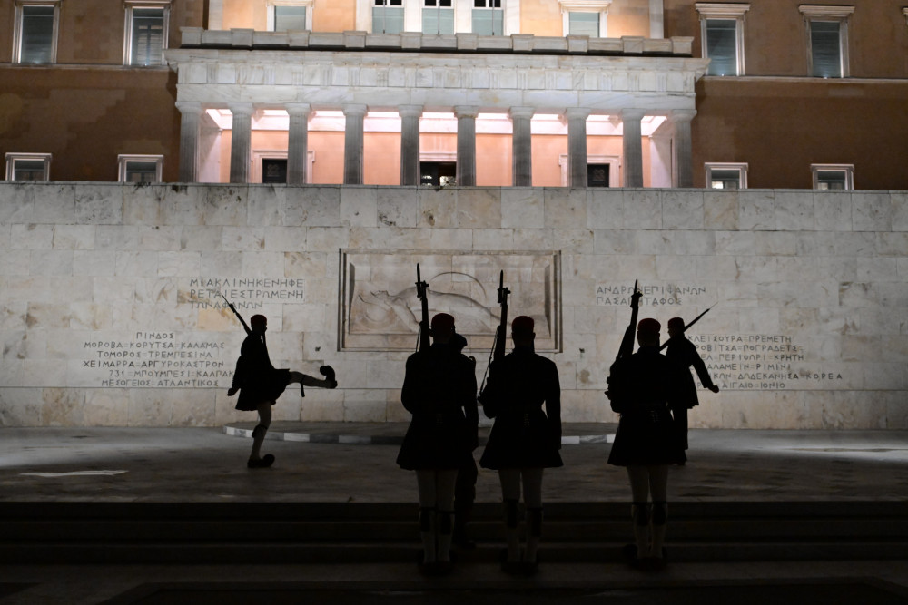 Υπουργείο Εθνικής Άμυνας: Δεν μπορούμε να επιτρέψουμε την υποβάθμιση του Άγνωστου Στρατιώτη
