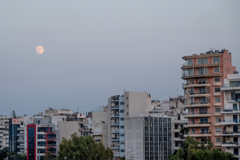 Νέες ρυθμίσεις για τα «κλειστά» ακίνητα - Φοροαπαλλαγή 3 ετών, ευελιξία στις μισθώσεις και κίνητρα