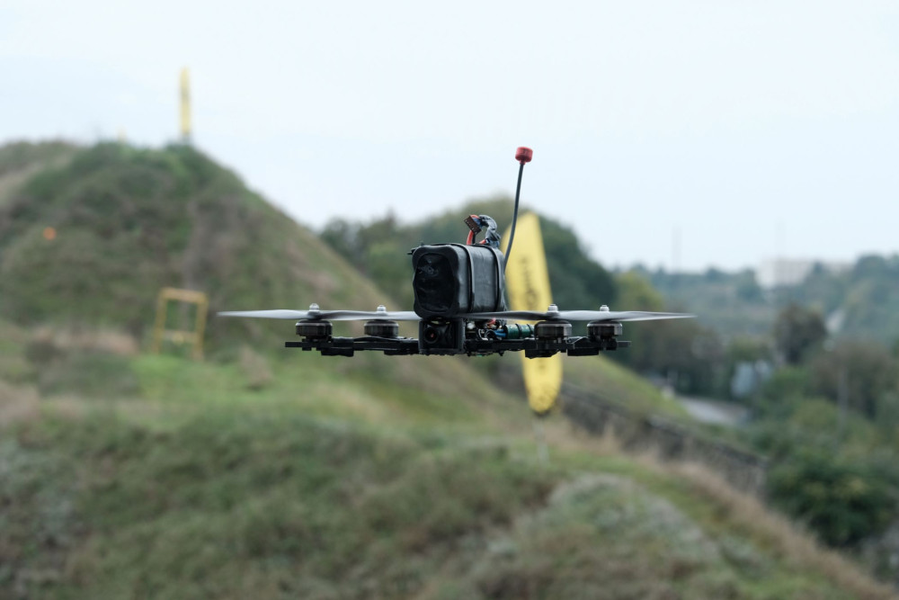 Το Κόσοβο παρέλαβε drones καμικάζι από την Τουρκία - Σφοδρή αντίδραση Σερβίας
