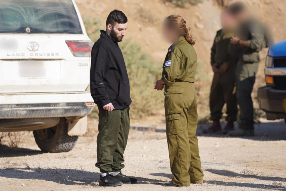 Απελευθερώθηκαν οι 20 όμηροι της Χαμάς - Δάκρυα χαράς στο Ισραήλ