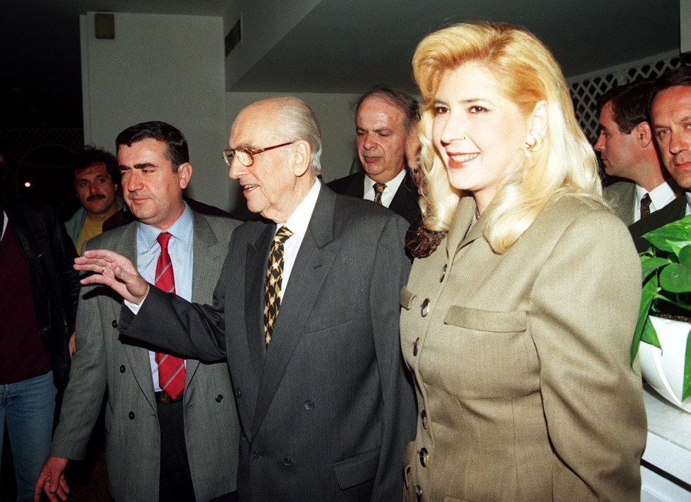 Σαν σήμερα ο Ανδρέας Παπανδρέου «ανέβασε» τη Δήμητρα στη σκηνή της Ιστορίας