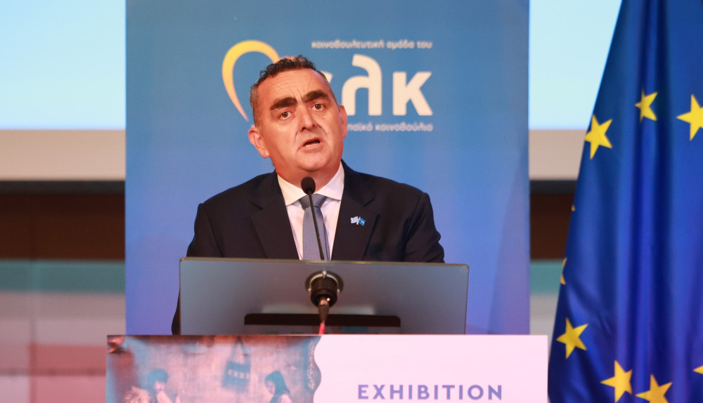 Υπερψηφίστηκε  η Έκθεση της Επιτροπής Αναφορών με εισηγητή τον Φρέντι Μπελέρη