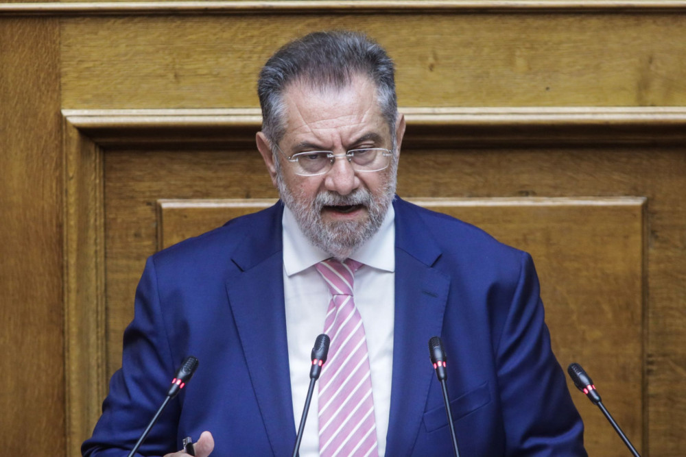 Σάλος με ρατσιστική δήλωση του βουλευτή Παναγιωτόπουλου (ΣΥΡΙΖΑ) για «ψημένους τριτοκοσμικούς»