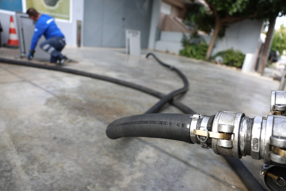 Έως και 3% υποχωρούν οι τιμές πετρελαίου μετά τις δηλώσεις Τραμπ για το Ιράν