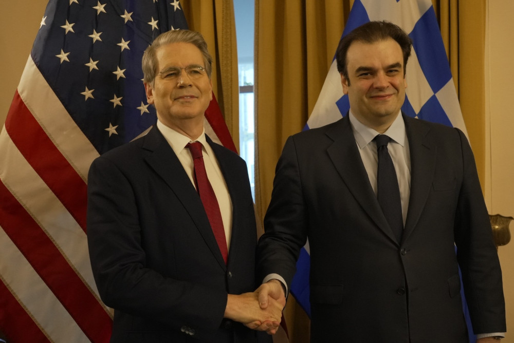 Συνάντηση Πιερρακάκη με τον Αμερικανό ΥΠΟΙΚ στην Ουάσιγκτον