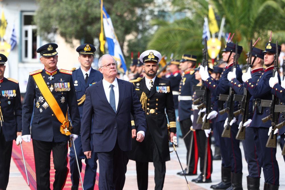 Θεσσαλονίκη: λαμπρές εκδηλώσεις για τον Άγιο Δημήτριο και την 113η επέτειο της απελευθέρωσης της πόλης (photos)