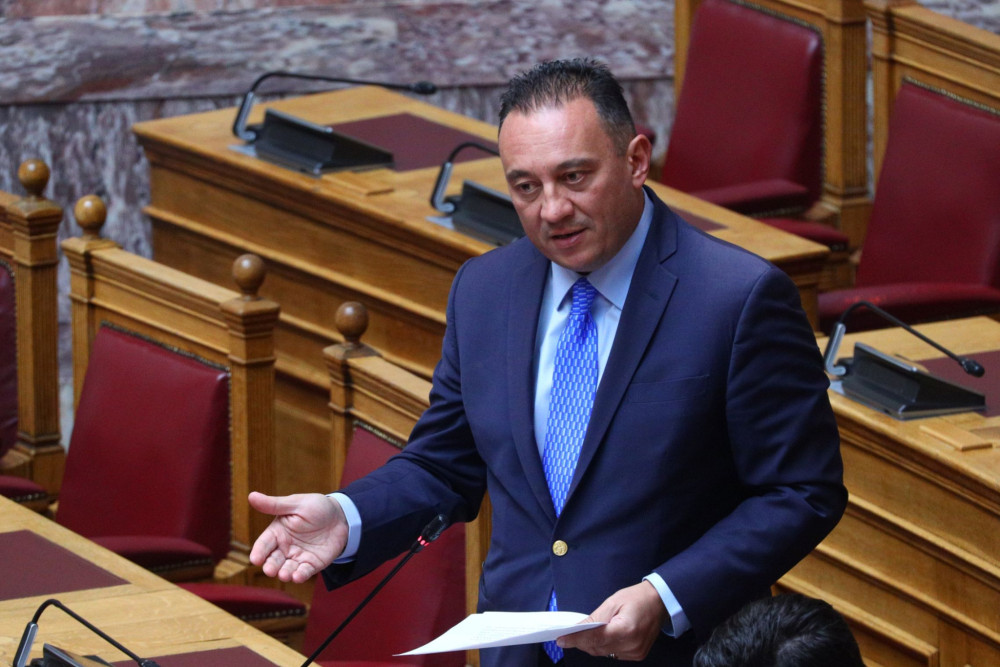 Βλάσης: Νέα εποχή για τα σχολεία δεύτερης ευκαιρίας - Οι αναθέσεις ξεκίνησαν από τον Οκτώβριο