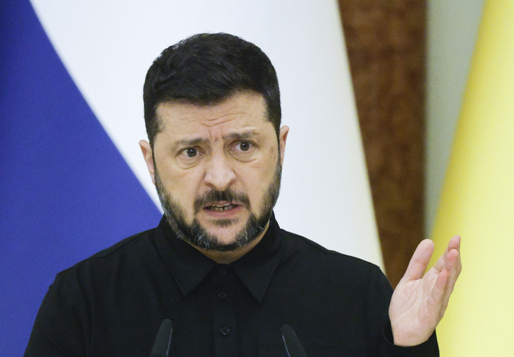 Ζελένσκι προς Τραμπ: Μεσολάβησε για την ειρήνη στην Ουκρανία, όπως έκανες στη Μέση Ανατολή