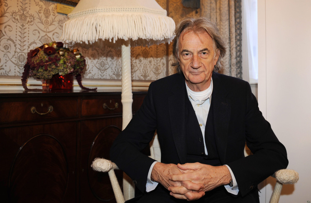 Ο Πολ Σμιθ ανακοίνωσε εορταστική συνεργασία με τη Βασιλική Όπερα του Λονδίνου